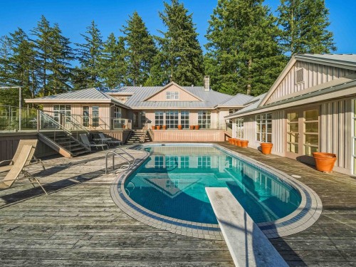 6231 Taylor Drive, West Vancouver, BC 