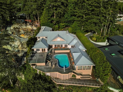 6231 Taylor Drive, West Vancouver, BC 
