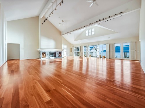 6231 Taylor Drive, West Vancouver, BC 