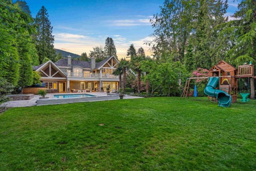 2960 Palmerston Avenue, West Vancouver, BC 