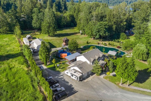 28675 98 Avenue, Maple Ridge, BC 
