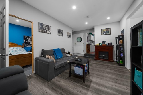 28675 98 Avenue, Maple Ridge, BC 