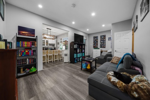 28675 98 Avenue, Maple Ridge, BC 