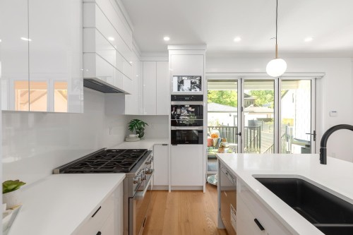 2888 29Th Avenue W, Vancouver, BC 