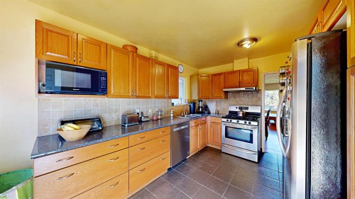 3752 Beatrice Street, Vancouver, BC 