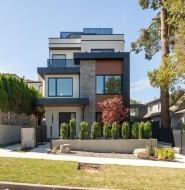 2-1450 30th Avenue E Vancouver, BC V5N 3A2