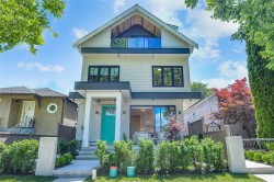 1-2682 Napier Street  Vancouver, BC V5K 2W6