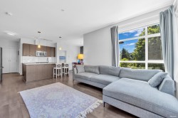 312-617 Smith Avenue  Coquitlam, BC V3J 0C3