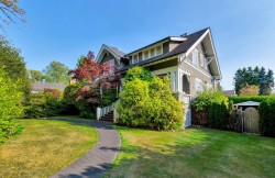 1670 49th Avenue W Vancouver, BC V6M 2S1