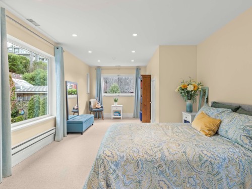 6252 Wellington Avenue, West Vancouver, BC 
