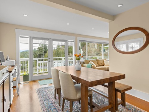 6252 Wellington Avenue, West Vancouver, BC 