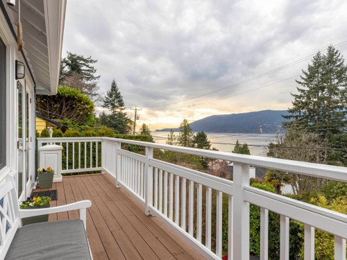 6252 Wellington Avenue, West Vancouver, BC 