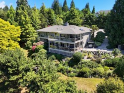 377 Harry Road Gibsons, BC V0N 1V5