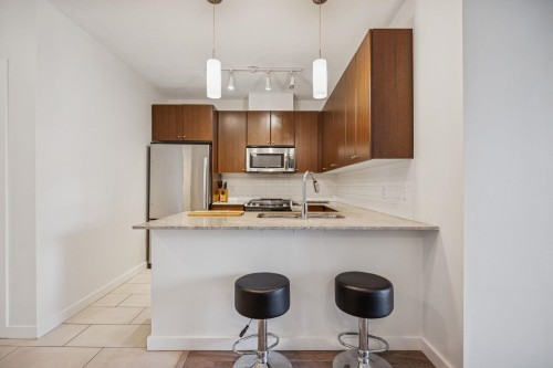 1407-280 Ross Drive, New Westminster, BC 