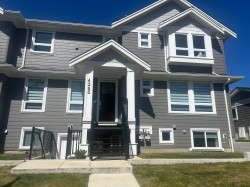 4265 Macdonald Avenue Burnaby, BC V5G 4V9