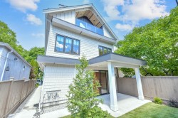 2-2682 Napier Street  Vancouver, BC V5K 2W6