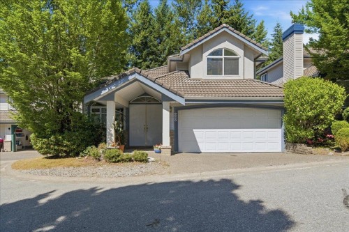 1594 Plateau Crescent, Coquitlam, BC 