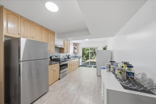 1594 Plateau Crescent, Coquitlam, BC 
