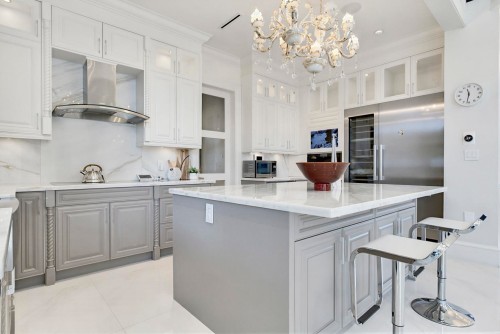 5500 Cathay Road, Richmond, BC 