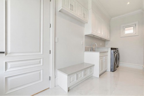 5500 Cathay Road, Richmond, BC 