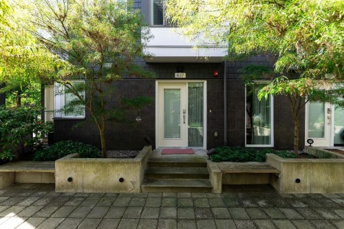 637 Victoria Drive, Vancouver, BC 