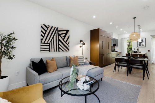 637 Victoria Drive, Vancouver, BC 