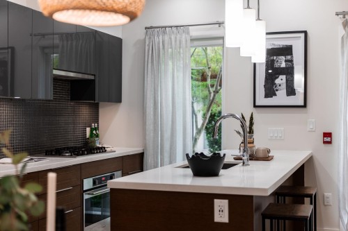 637 Victoria Drive, Vancouver, BC 