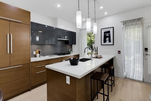 637 Victoria Drive, Vancouver, BC 