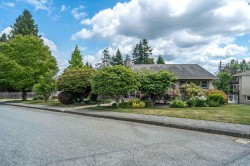 324 Churchill Avenue New Westminster, BC V3L 4P6