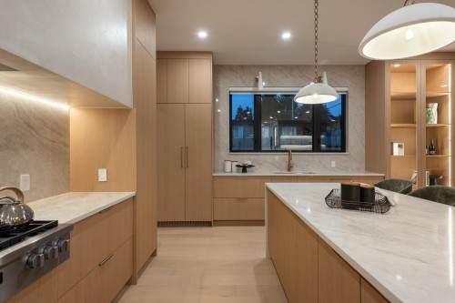 805 Prospect Street, Coquitlam, BC 