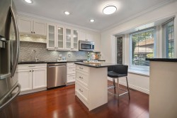 54-8111 Saunders Road  Richmond, BC V7A 4L9