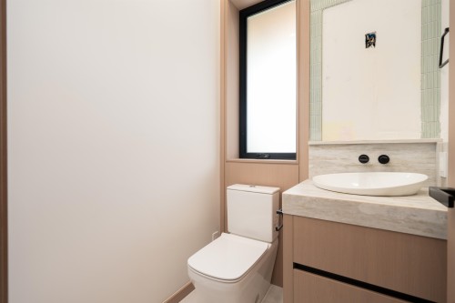 2-1448 30Th Avenue E, Vancouver, BC 