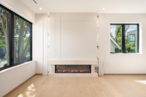 2-1448 30Th Avenue E, Vancouver, BC 