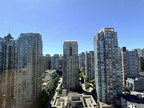 2006-535 Smithe Street, Vancouver, BC 