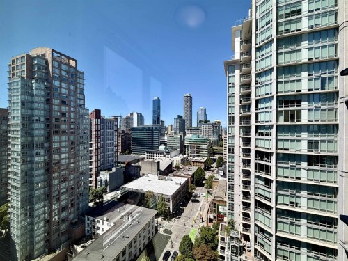 2006-535 Smithe Street, Vancouver, BC 