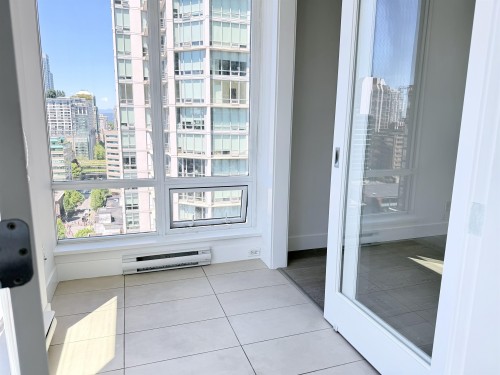 2006-535 Smithe Street, Vancouver, BC 