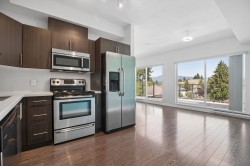 402-12070 227 Street Maple Ridge, BC V2X 9H2