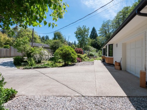 655 Dougall Road, Gibsons, BC 