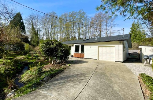 655 Dougall Road, Gibsons, BC 