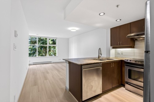 409-9262 University Crescent, Burnaby, BC 