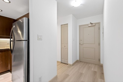 409-9262 University Crescent, Burnaby, BC 