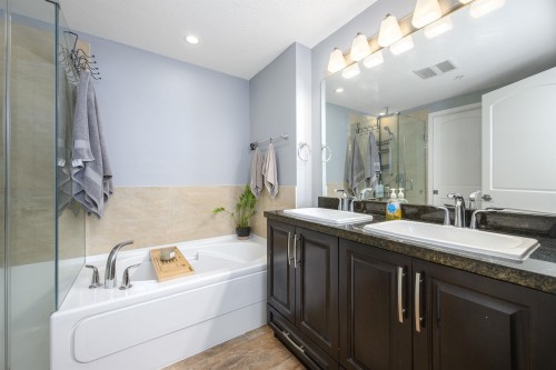 115-11887 Burnett Street, Maple Ridge, BC 