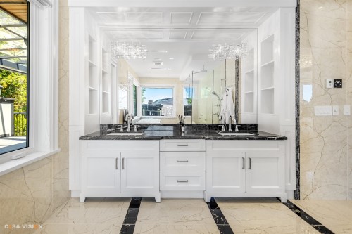 991 Cross Creek Road, West Vancouver, BC 