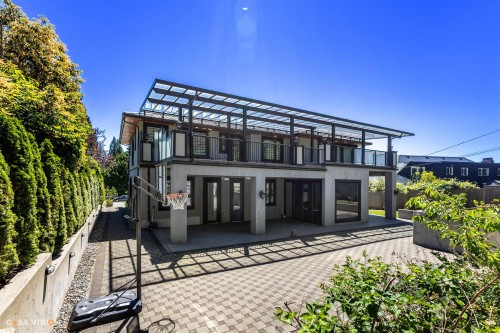 991 Cross Creek Road, West Vancouver, BC 