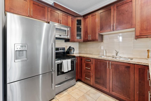 6176 Main Street, Vancouver, BC 