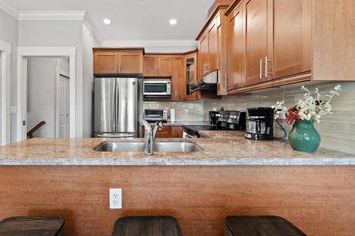 6176 Main Street, Vancouver, BC 