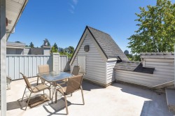 7317 Magnolia Terrace Burnaby, BC V5E 4M3