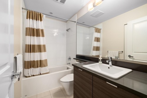 515-2665 Mountain Highway, North Vancouver, BC 