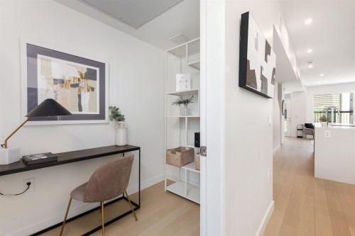 885 33Rd Avenue W, Vancouver, BC - Indoor
