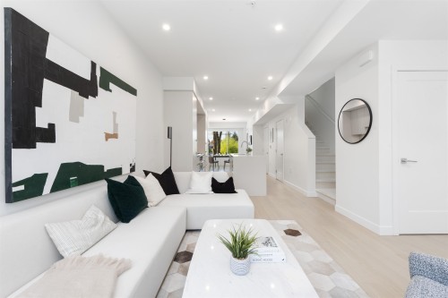 885 33Rd Avenue W, Vancouver, BC - Indoor